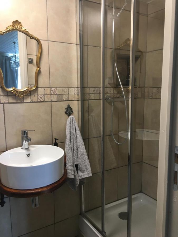 Maison La Roche Chambre D'Hotes Le Vigeant エクステリア 写真